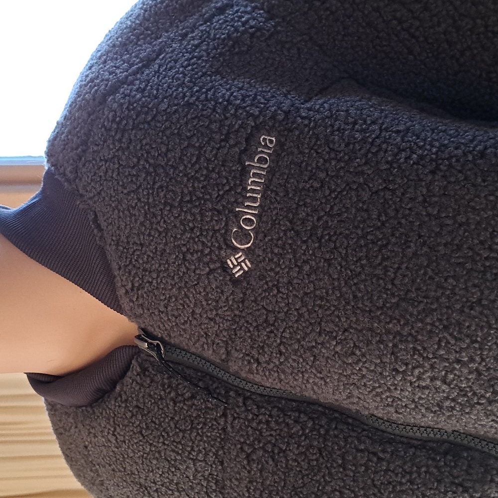 Columbia Gray Sherpa Jacket LG - Picture 3 of 11